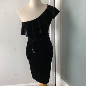 Another story velvet dress